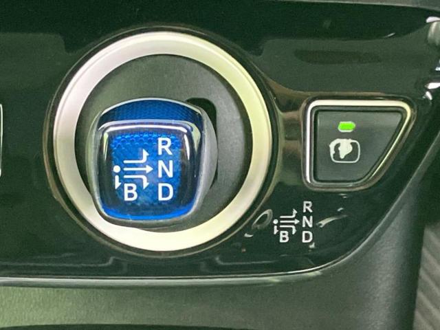プリウス S 新品タイヤ/保証書/純正 SDナビ/ヘッドランプ LED/Bluetooth接続/ETC/EBD付ABS/横滑り防止装置/バックモニター/フルセグTV/DVD/エアバッグ 運転席 バックカメラ(18枚目)