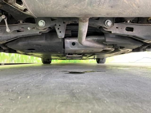 プリウス S 新品タイヤ/保証書/純正 SDナビ/ヘッドランプ LED/Bluetooth接続/ETC/EBD付ABS/横滑り防止装置/バックモニター/フルセグTV/DVD/エアバッグ 運転席 バックカメラ(38枚目)