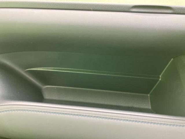 ヴォクシー ハイブリッドS-Z 保証書/ディスプレイオーディオ+ナビ/デジタルインナーミラー/衝突安全装置/両側電動スライドドア/シートヒーター 前席/車線逸脱防止支援システム/シート ハーフレザー/ヘッドランプ LED(33枚目)