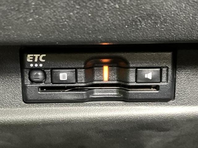 ジムニー ４ＷＤ　ＸＣ　保証書／純正　８インチ　ＳＤナビ／セーフティサポート（スズキ）／シートヒーター／車線逸脱防止支援システム／ドライブレコーダー　前後／ヘッドランプ　ＬＥＤ／Ｂｌｕｅｔｏｏｔｈ接続／ＥＴＣ／ＡＢＳ　ターボ（18枚目）