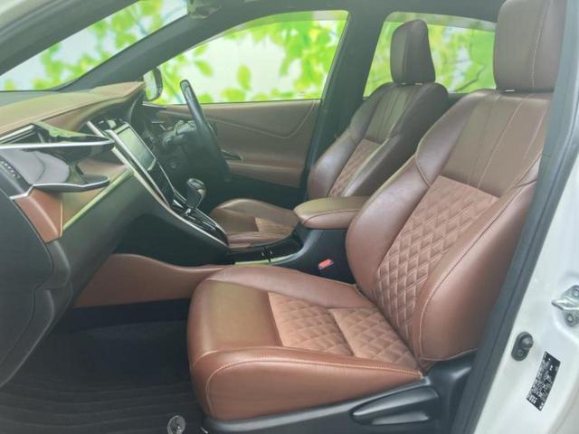 ハリアー プレミアム　新品タイヤ／サンルーフ／純正エアロ／保証書／純正　９インチ　ＳＤナビ／衝突安全装置／車線逸脱防止支援システム／シート　ハーフレザー／電動バックドア／ドライブレコーダー　前後／ヘッドランプ　ＬＥＤ（6枚目）