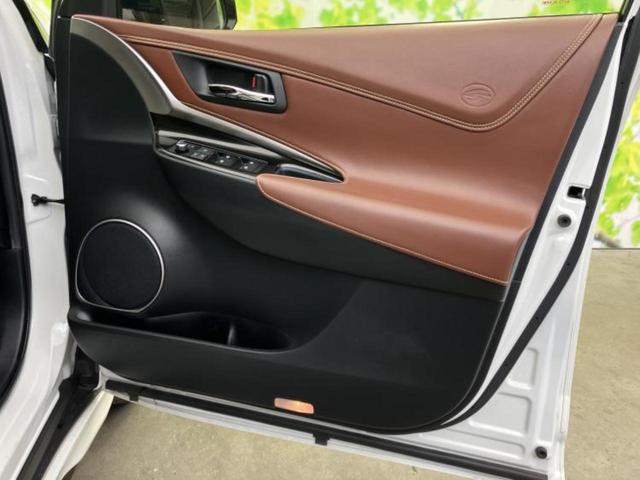 ハリアー プレミアム　新品タイヤ／サンルーフ／純正エアロ／保証書／純正　９インチ　ＳＤナビ／衝突安全装置／車線逸脱防止支援システム／シート　ハーフレザー／電動バックドア／ドライブレコーダー　前後／ヘッドランプ　ＬＥＤ（19枚目）