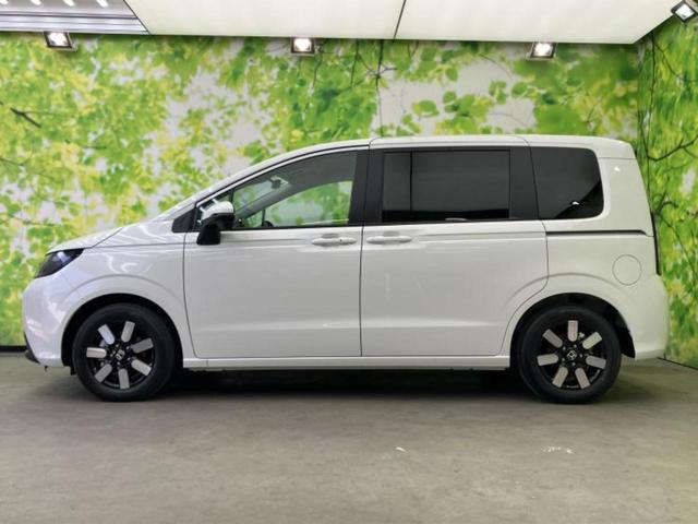 フリード ｅＨＥＶエアーＥＸ　保証書／純正　１１インチ　ナビ／ホンダセンシング／両側電動スライドドア／シートヒーター　前席／車線逸脱防止支援システム／シート　ハーフレザー／登録済未使用車／ヘッドランプ　ＬＥＤ／ＵＳＢジャック（2枚目）