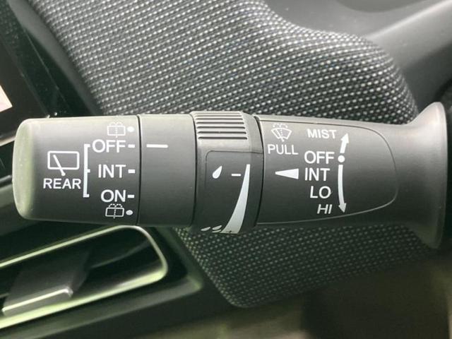 フリード ｅＨＥＶエアーＥＸ　保証書／純正　１１インチ　ナビ／ホンダセンシング／両側電動スライドドア／シートヒーター　前席／車線逸脱防止支援システム／シート　ハーフレザー／登録済未使用車／ヘッドランプ　ＬＥＤ／ＵＳＢジャック（17枚目）