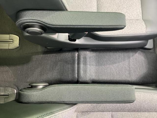 フリード ｅＨＥＶエアーＥＸ　保証書／純正　１１インチ　ナビ／ホンダセンシング／両側電動スライドドア／シートヒーター　前席／車線逸脱防止支援システム／シート　ハーフレザー／登録済未使用車／ヘッドランプ　ＬＥＤ／ＵＳＢジャック（30枚目）