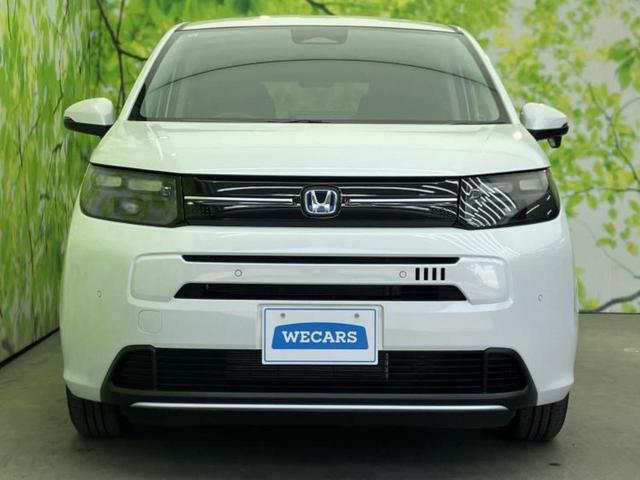 フリード ｅＨＥＶエアーＥＸ　保証書／純正　１１インチ　ナビ／ホンダセンシング／両側電動スライドドア／シートヒーター　前席／車線逸脱防止支援システム／シート　ハーフレザー／登録済未使用車／ヘッドランプ　ＬＥＤ／ＵＳＢジャック（42枚目）