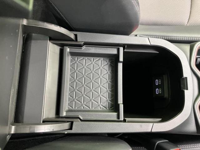 RAV4 4WDハイブリッドG モデリスタエアロ/保証書/ディスプレイオーディオ+ナビ10インチ/デジタルインナーミラー/トヨタセーフティセンス/シートヒーター/パノラミックビューモニター/車線逸脱防止支援システム 全周囲カメラ(30枚目)