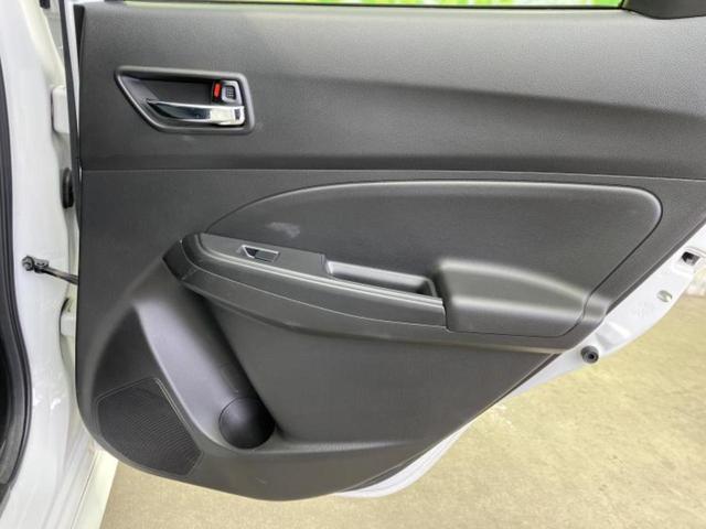 スイフト ハイブリッドＲＳ　新品タイヤ／純正　８インチ　ＳＤナビ／デュアルカメラブレーキサポート（スズキ）／シートヒーター　運転席／全方位モニター用カメラ／車線逸脱防止支援システム／ドライブレコーダー　前後　全周囲カメラ（20枚目）