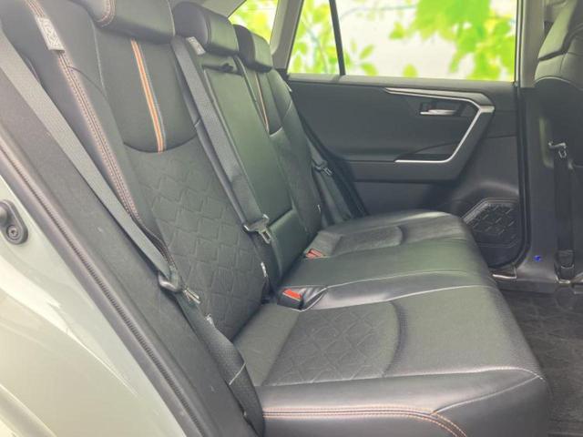 ＲＡＶ４ ４ＷＤアドベンチャー　保証書／ディスプレイオーディオ９インチ／デジタルインナーミラー／トヨタセーフティセンス／シートエアコン／車線逸脱防止支援システム／シート　合皮／電動バックドア／ドライブレコーダー　社外　バックカメラ（5枚目）