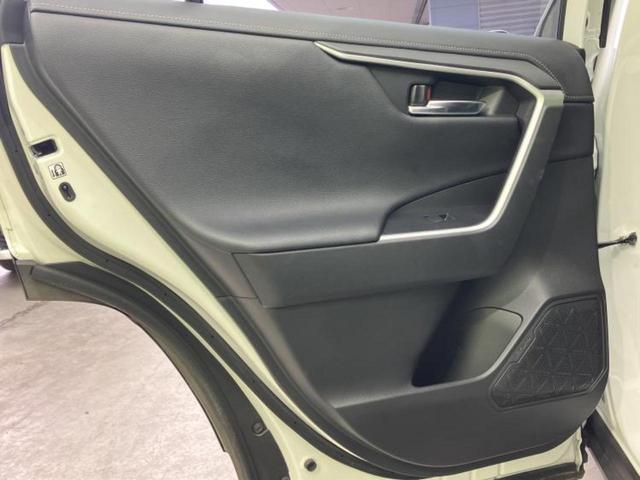 ＲＡＶ４ ４ＷＤ　Ｇ　Ｚパッケージ　新品タイヤ／パノラマルーフ／保証書／ディスプレイオーディオ９インチ／デジタルインナーミラー／衝突安全装置／シートヒーター／全方位モニター／車線逸脱防止支援システム／シート　合皮／電動バックドア　４ＷＤ（22枚目）