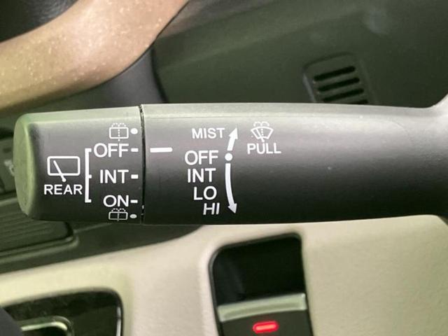 Ｎ－ＢＯＸ ヒョウジュン　保証書／ホンダセンシング／電動スライドドア／車線逸脱防止支援システム／ヘッドランプ　ＬＥＤ／ＵＳＢジャック／ＥＢＤ付ＡＢＳ／横滑り防止装置／アイドリングストップ／禁煙車／エアバッグ　運転席（12枚目）