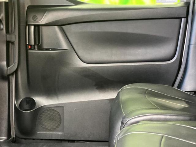 アルファード Ｓ　新品タイヤ／純正　１０インチ　メモリーナビ／フリップダウンモニター　純正　１２．１インチ／トヨタセーフティセンス／両側電動スライドドア／車線逸脱防止支援システム／ドライブレコーダー　前後　バックカメラ（22枚目）