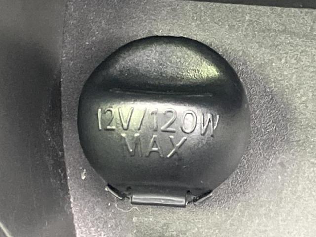 ローブ　新品タイヤ／保証書／社外　ＳＤナビ／シートヒーター　前席／ヘッドランプ　ＬＥＤ／Ｂｌｕｅｔｏｏｔｈ接続／ＥＴＣ／ＥＢＤ付ＡＢＳ／横滑り防止装置／フルセグＴＶ／ＤＶＤ／エアバッグ　運転席（画像31）