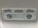 Ｓ　新品タイヤ／純正　ＳＤナビ／シートヒーター　前席／ヘッドランプ　ＨＩＤ／ＥＴＣ／ＥＢＤ付ＡＢＳ／横滑り防止装置／アイドリングストップ／バックモニター／ワンセグＴＶ／エアバッグ　運転席　バックカメラ（26枚目）