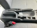 ４ＷＤ　ＫＣ　保証書／エアバッグ　運転席／エアバッグ　助手席／パワーステアリング／ワンオーナー／マニュアルエアコン／取扱説明書／デュアルエアバッグ／ヘッドライトレベライザー／ＣＤ／ラジオ　４ＷＤ（20枚目）
