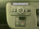 操作しやすいエアコン廻りで、車内を快適な温度に保てます。風量や温度調整も簡単に行え、快適なドライブをサポートします。