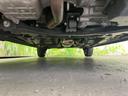 車両前方側の下廻り画像です。エンジン付近から車両中央部までの状態を確認いただけます。◆ご購入前に気になる下廻りの様子を把握したい方は、店頭スタッフまでお問い合わせ下さい。