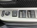 日々の運転を快適にするスイッチ類です。わかりやすく配置されており、スムーズなドライブをサポートします。