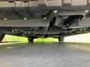 車両前方側の下廻り画像です。エンジン付近から車両中央部までの状態を確認いただけます。◆ご購入前に気になる下廻りの様子を把握したい方は、店頭スタッフまでお問い合わせ下さい。