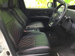 「この車の写真をもっと見たい」「状態が気になる」「この装備はついている？」どんな小さな疑問でもお気軽にお問い合わせください！ 4