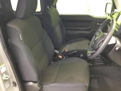 「この車の写真をもっと見たい」「状態が気になる」「この装備はついている？」どんな小さな疑問でもお気軽にお問い合わせください！ 4