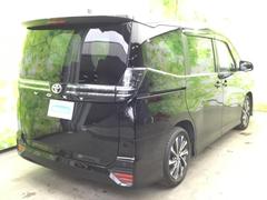 全国に店舗を展開しているのでどこでもお取り寄せが可能です！この車が気になるけど遠方だから・・・と諦める必要はありません！※別途陸送費が必要です。 3