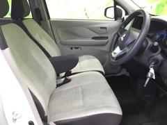 「この車の写真をもっと見たい」「状態が気になる」「この装備はついている？」どんな小さな疑問でもお気軽にお問い合わせください！ 4
