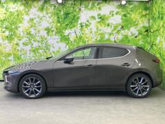 ή��ʥܥǥ��饤�󤬡��������줿���ݤ������ޤ������������륨�åȤϡ�����Ǥ�¸�ߴ����Ω��������ͭ�����Ӥ򴶤������ޤ��� 2