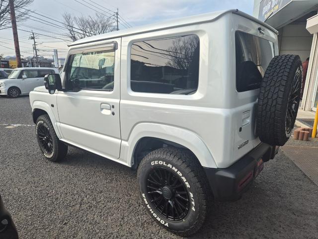 �����A�[�X���[�N�t�B����