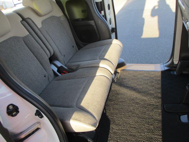 Ｎ－ＢＯＸ Ｌ　ナビＴ　ＥＴＣ　両側スライドトド片側パワースライドドア　スマートキー　エアバック（10枚目）