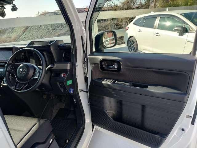 �S���̃I�[�N�V��������ǂ�ȎԎ�ł��T���܂��I�I�܂��̓X�^�b�t�܂ł��C�y�ɂ����k�������B