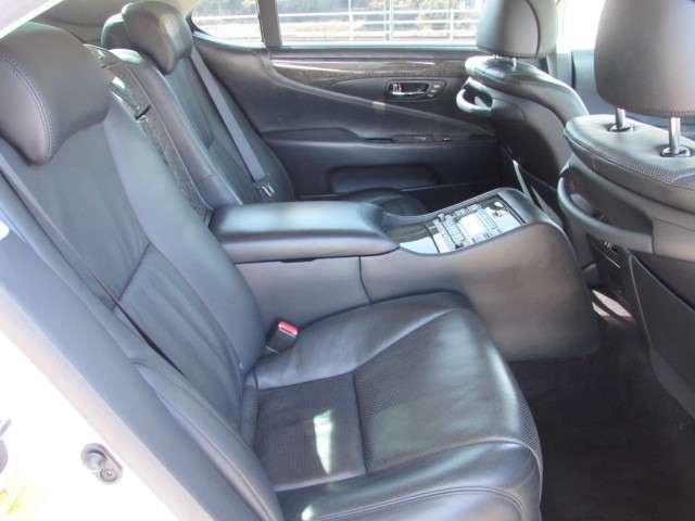 LS600hL バージョンUZ(8枚目)