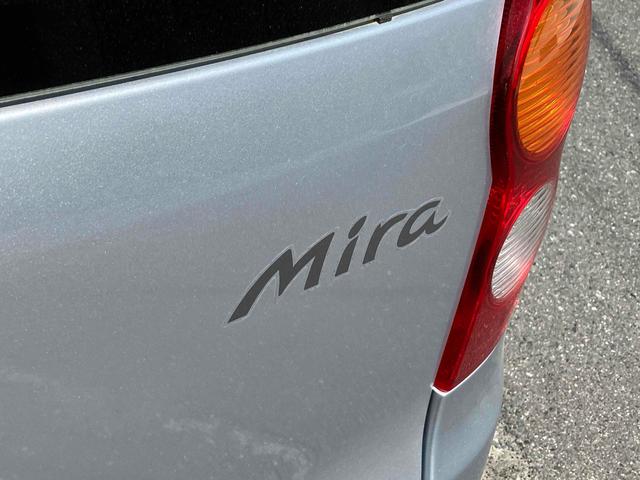 ミラ Ｘスペシャル　キーレスエントリー　ＭＴ　盗難防止システム　ＡＢＳ　ＣＤ　ミュージックプレイヤー接続可　衝突安全ボディ　エアコン　パワーステアリング　パワーウィンドウ（18枚目）