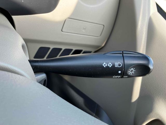 ミラ Ｘスペシャル　キーレスエントリー　ＭＴ　盗難防止システム　ＡＢＳ　ＣＤ　ミュージックプレイヤー接続可　衝突安全ボディ　エアコン　パワーステアリング　パワーウィンドウ（34枚目）