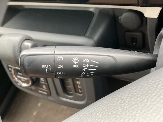 モコ Ｘ　バックカメラ　スマートキー　電動格納ミラー　ベンチシート　ＣＶＴ　盗難防止システム　ＡＢＳ　ＣＤ　ＵＳＢ　アルミホイール　衝突安全ボディ　エアコン　パワーステアリング　パワーウィンドウ（8枚目）