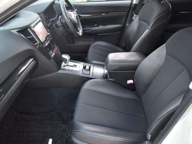 2.5iアイサイト Sパッケージ 車内オゾン除菌済み・純正ナビ(CN-L880LED)・フルセグTV・バックモニター・ハーフレザーシート・プッシュスタート・パドルシフト・クルーズコントロール・ETC(18枚目)