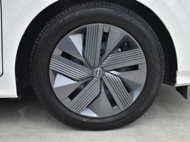 ノート X Eパワー/衝突軽減ブレーキ/全方位モニター/バックモニター/デジタルインナーミラー/社外ナビ/Bluetooth/フルセグTV/プッシュスタート/スマートキー2個/ETC/オートエアコン(13枚目)