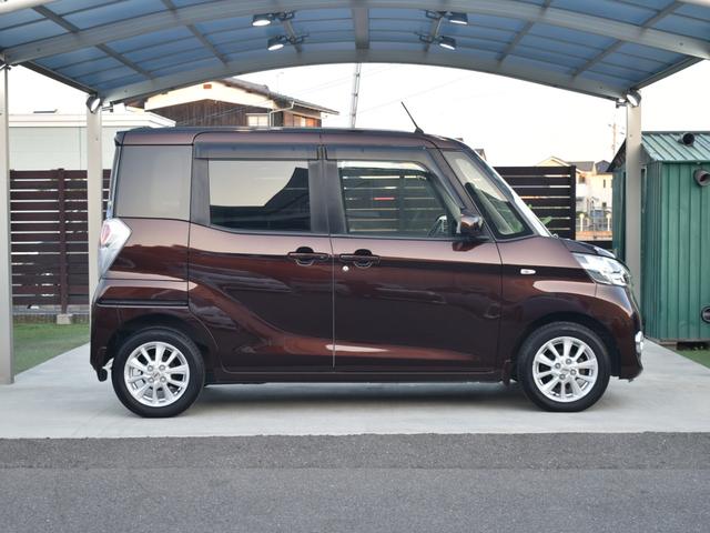 デイズルークス Ｘ　Ｖセレクション　純正ナビ／バックモニター／アラウンドビューモニター／フルセグＴＶ／Ｂｌｕｅｔｏｏｔｈ／バックモニター／エマージェンシーブレーキ／両側電動スライドドア／プッシュスタート／横滑り防止装置（7枚目）