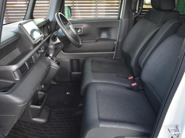 Ｎ－ＢＯＸカスタム ベースグレード　８インチＨｏｎｄａＣＯＮＮＥＣＴナビ／Ｂｌｕｅｔｏｏｔｈ／フルセグＴＶ／バックモニター／ＥＴＣ／ホンダセンシング／両側電動スライドドア／前席シートヒーター／クリアランスソナー／電子パーキング（22枚目）