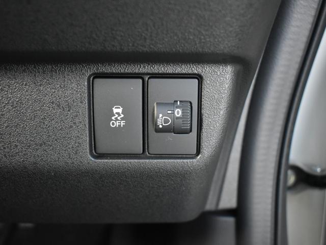 Ｎ－ＢＯＸカスタム ベースグレード　８インチＨｏｎｄａＣＯＮＮＥＣＴナビ／Ｂｌｕｅｔｏｏｔｈ／フルセグＴＶ／バックモニター／ＥＴＣ／ホンダセンシング／両側電動スライドドア／前席シートヒーター／クリアランスソナー／電子パーキング（28枚目）