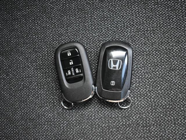 N-BOXカスタム ベースグレード 8インチHondaCONNECTナビ/Bluetooth/フルセグTV/バックモニター/ETC/ホンダセンシング/両側電動スライドドア/前席シートヒーター/クリアランスソナー/電子パーキング(36枚目)