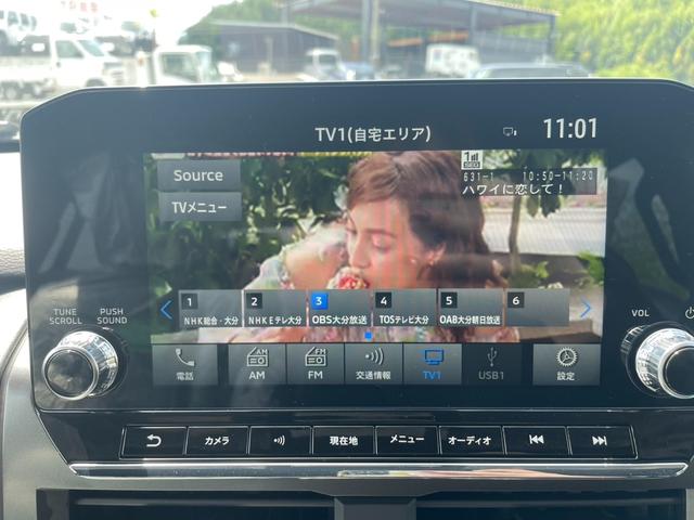トライトン 　革シート　ＴＶ　全方位カメラ　スマートキー　プッシュスターター　アイドリングストップ　クルーズコントロール　アルミホイール（24枚目）