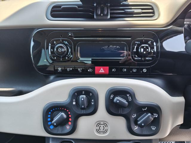 パンダ モットイージー　走行５４１５０ｋｍ　ナビ　ＣＤデッキ（30枚目）