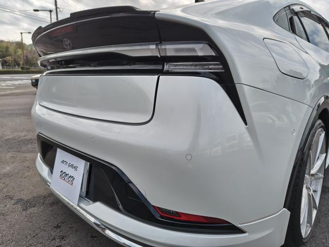 プリウス Ｚ　　（ＰＨＥＶ）　ナビ地デジＴＶ　バックカメラ　デジタルインナーミラー　ＥＴＣ　スマートキー　プッシュスターター　アダクティブクルーズコントロール　パワーバックドア　ＬＥＤヘッドライト　エアロ　社外アルミホイール（14枚目）