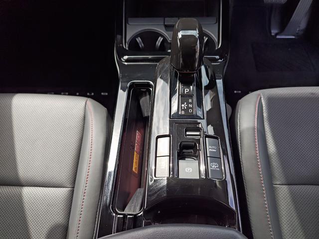 プリウス Ｚ　　（ＰＨＥＶ）　ナビ地デジＴＶ　バックカメラ　デジタルインナーミラー　ＥＴＣ　スマートキー　プッシュスターター　アダクティブクルーズコントロール　パワーバックドア　ＬＥＤヘッドライト　エアロ　社外アルミホイール（24枚目）
