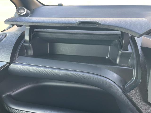 ヴォクシー ハイブリッドZS 煌II(28枚目)