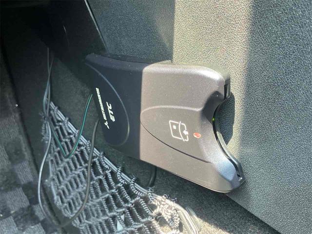 ＳＬＫ 　オープンカー　ドライブレコーダー　ＥＴＣ　バックカメラ　ナビ　ＴＶ　オートクルーズコントロール　オートライト　ＡＴ　キーレスエントリー　電動格納ミラー　シートヒーター　アルミホイール　ＣＤ　ブルーレイ（13枚目）