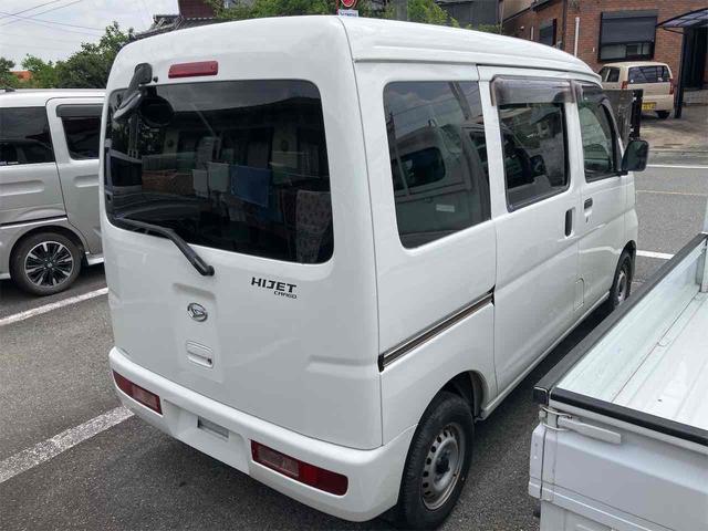 ハイゼットカーゴ 　軽バン　ＡＴ　両側スライドドア　キーレスエントリー　アルミホイール　エアコン　パワーウィンドウ　運転席エアバッグ　助手席エアバッグ（21枚目）