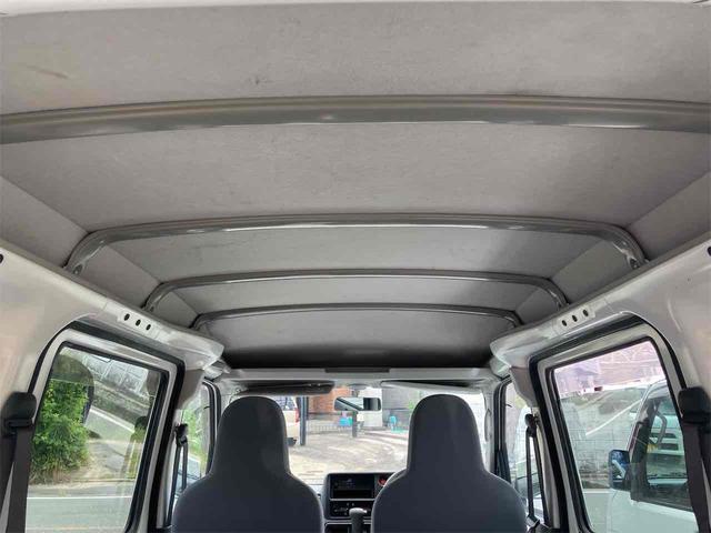 ハイゼットカーゴ 　軽バン　ＡＴ　両側スライドドア　キーレスエントリー　アルミホイール　エアコン　パワーウィンドウ　運転席エアバッグ　助手席エアバッグ（27枚目）
