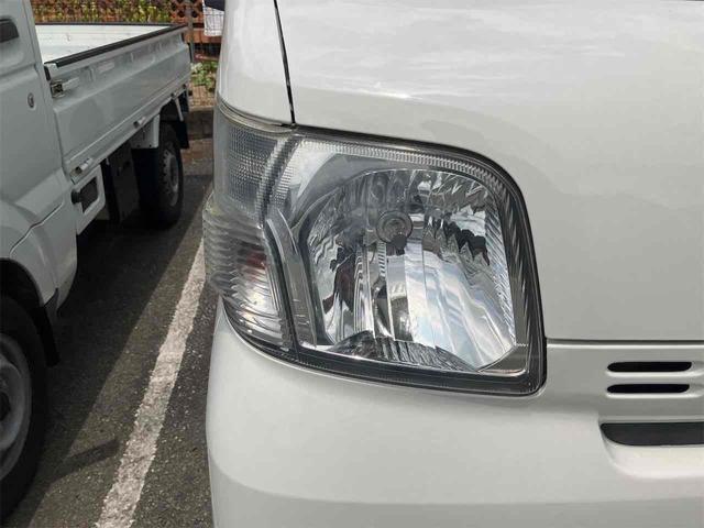 ハイゼットカーゴ 　軽バン　ＡＴ　両側スライドドア　キーレスエントリー　アルミホイール　エアコン　パワーウィンドウ　運転席エアバッグ　助手席エアバッグ（33枚目）